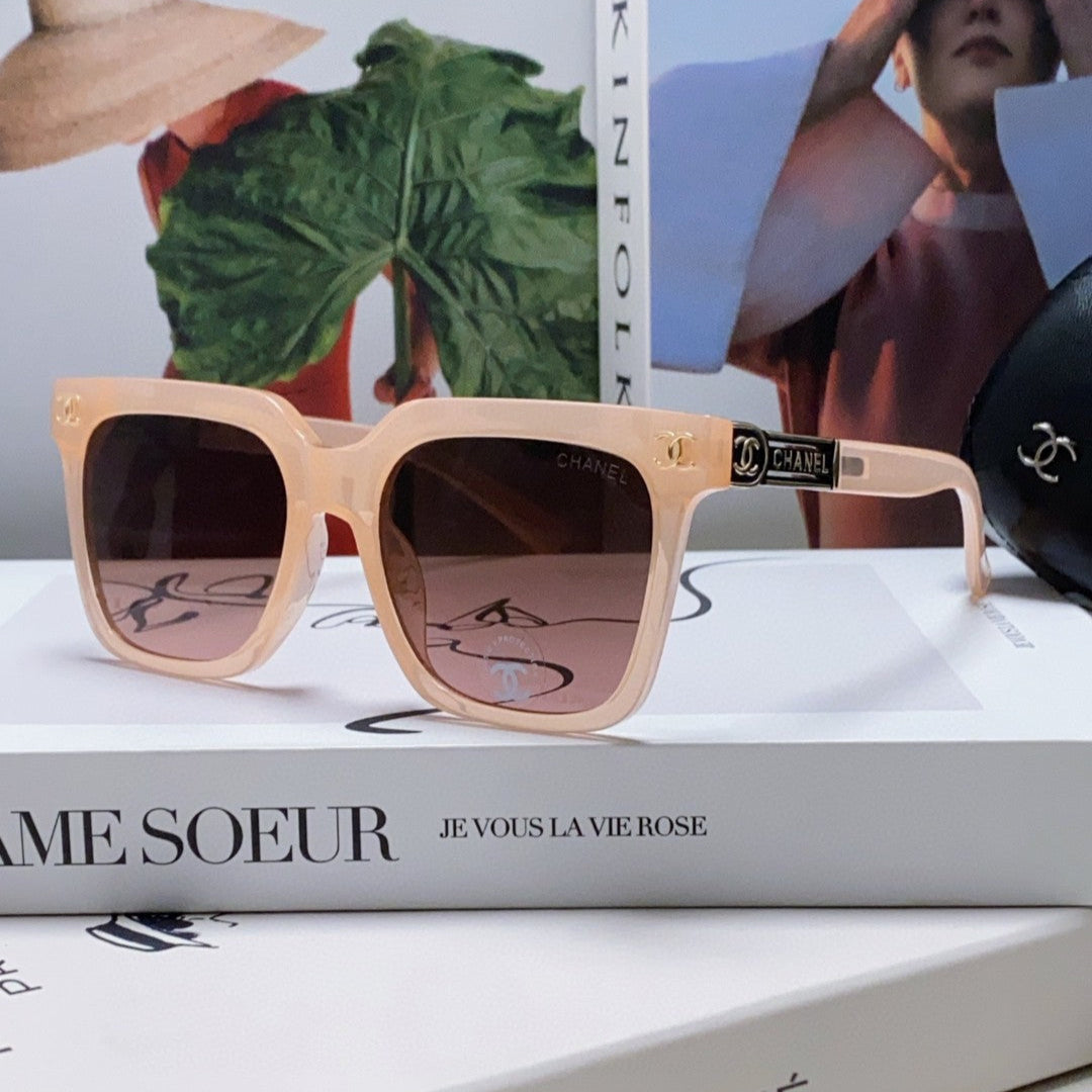 SQUARE SUNGLASSES 632877 IN PINK CLEAR ACETATE