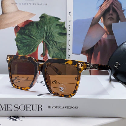 SQUARE SUNGLASSES 632879 IN HAVANA ACETATE