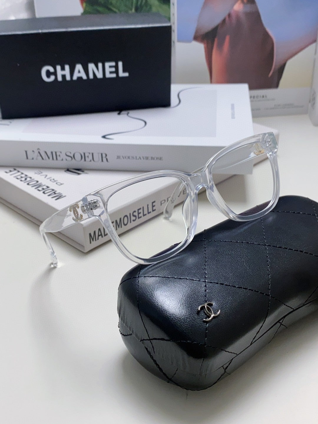 SQUARE SUNGLASSES 632887 IN CLEAR ACETATE