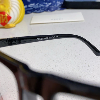 RECTANGULAR FRAME SUNGLASSES 563257 IN ACETATE