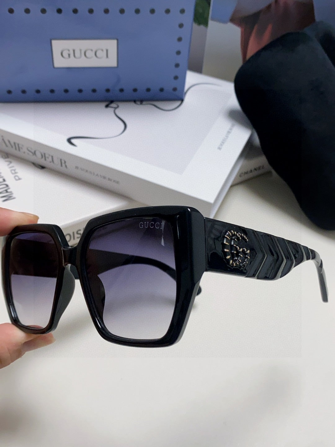 SQUARE FRAME SUNGLASSES 570209 IN ACETATE