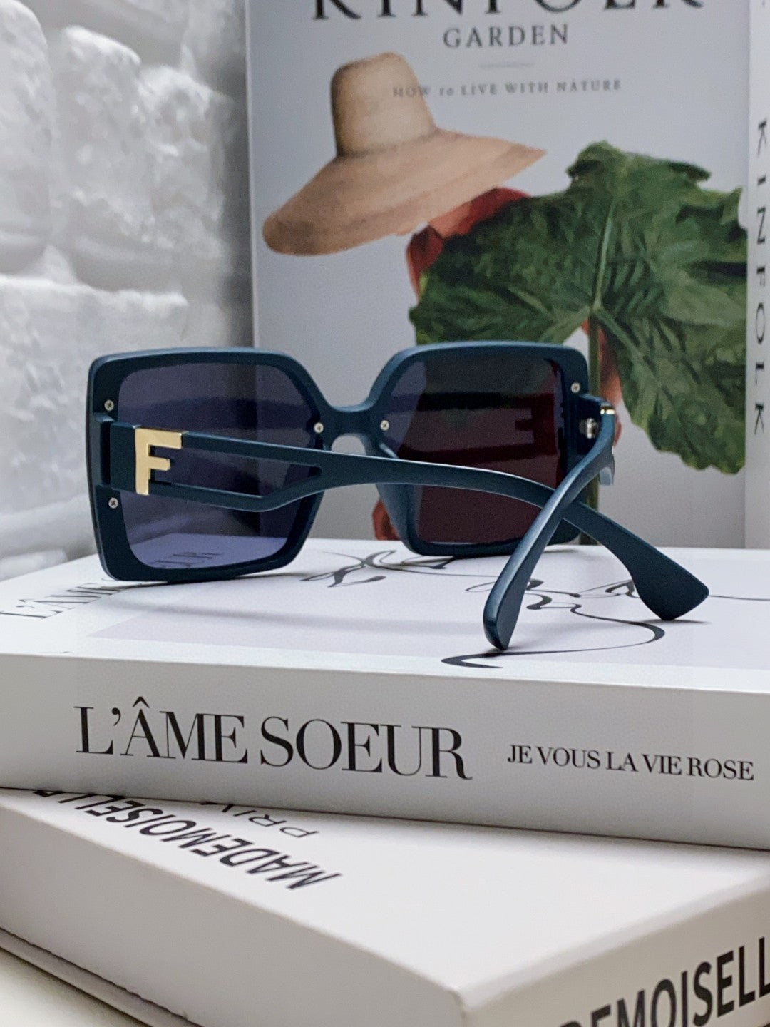 FF DIAMONDS SQUARE FRAME SUNGLASSES 575802 IN ACETATE