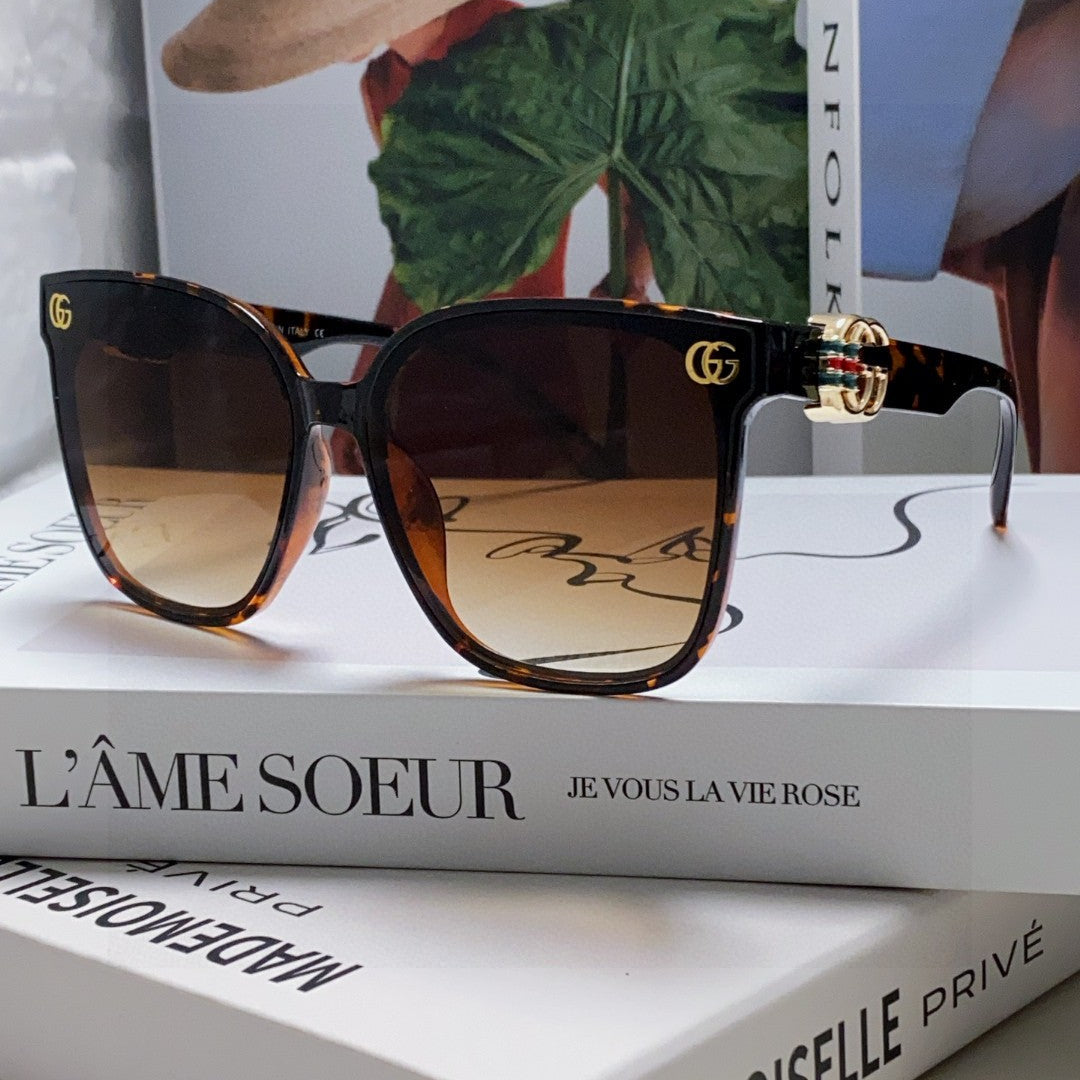 EMBOSSED LOGO BUTTERFLY FRAME SUNGLASSES 576876 IN ACETATE