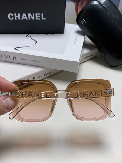 SQUARE SUNGLASSES 638796 IN ACETATE