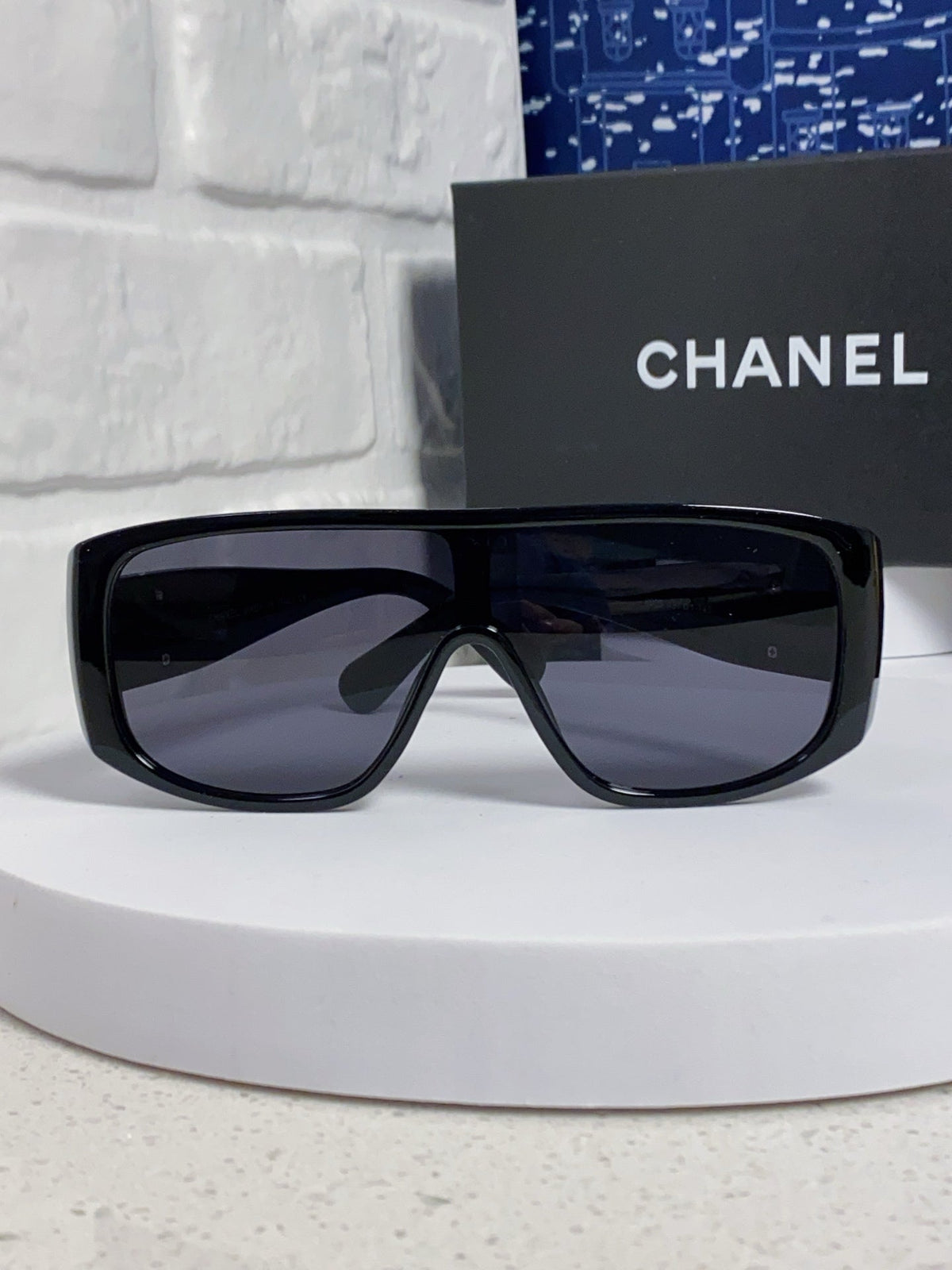 SQUARE SUNGLASSES CH5495 IN BLACK ACETATE BLACK LENSES