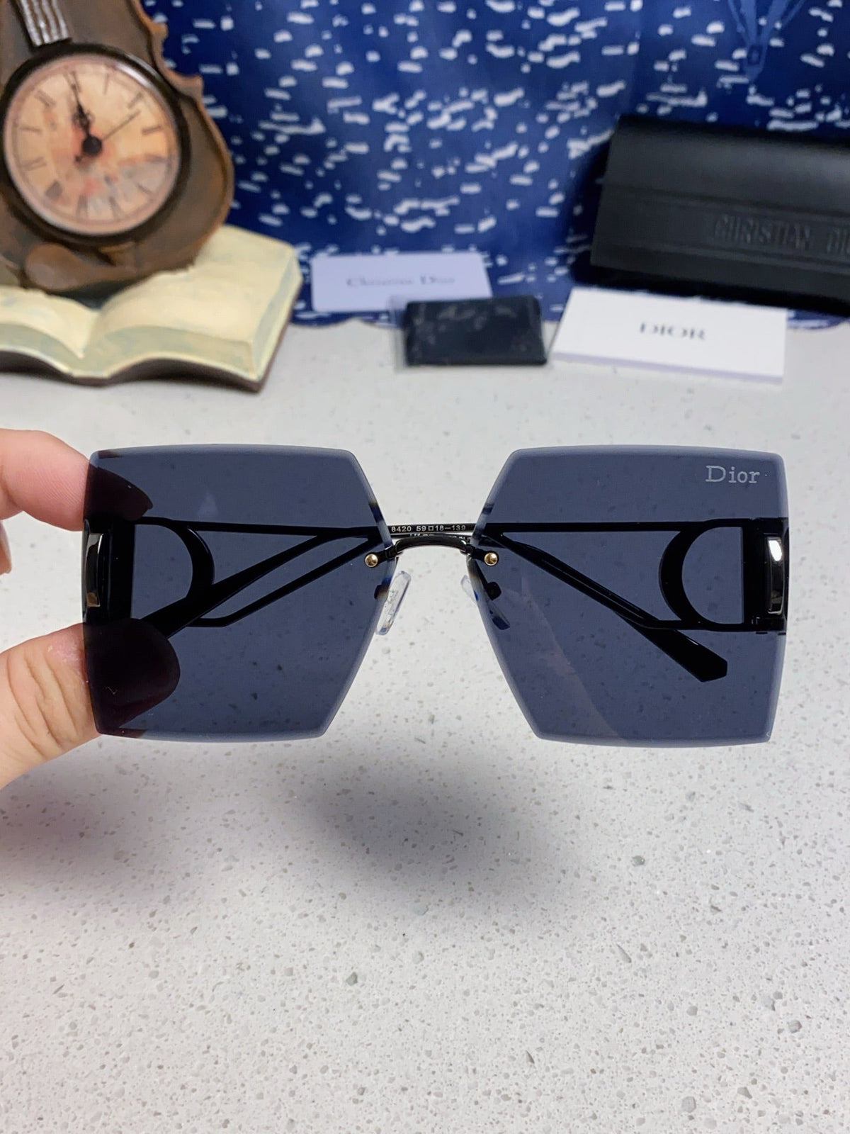 30MONTAIGNE S7U SUNGLASS 578111 IN BLACK METAL GREY LENSES