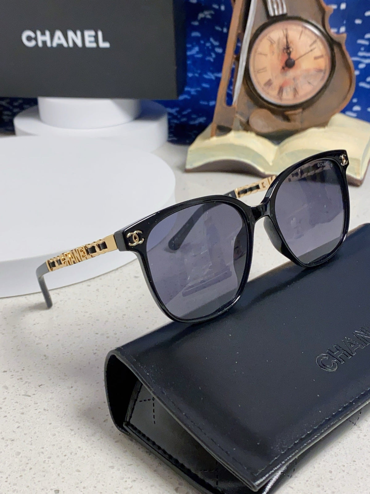 SQUARE SUNGLASSES 632033 IN BLACK ACETATE BLACK LENSES