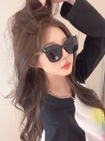 SQUARE SUNGLASSES 632033 IN BLACK ACETATE BLACK LENSES