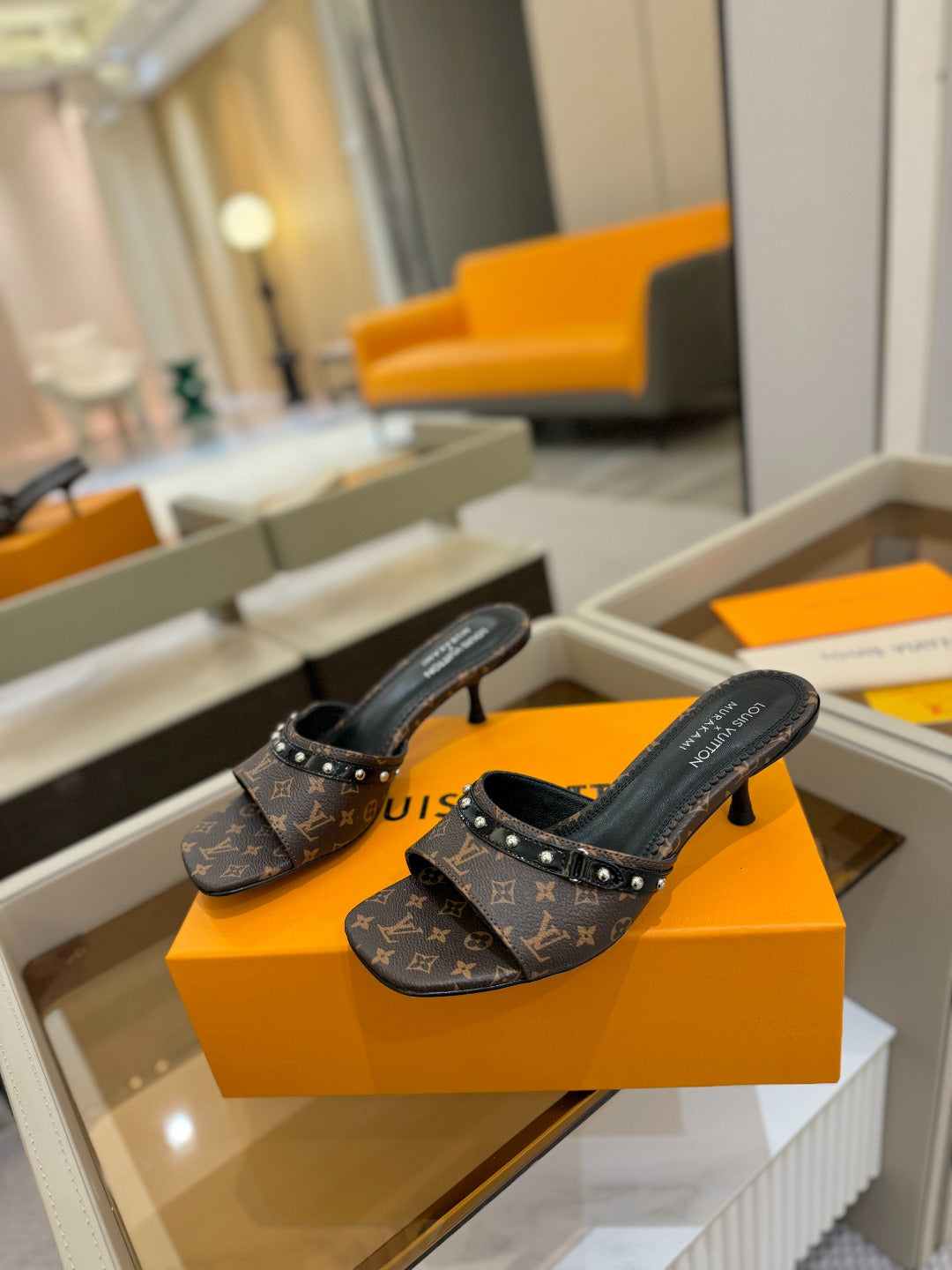 LV X TM 6AM HIGH 4 CM MULE IN CHOCOLATE BROWN MONOGRAM CALFSKIN