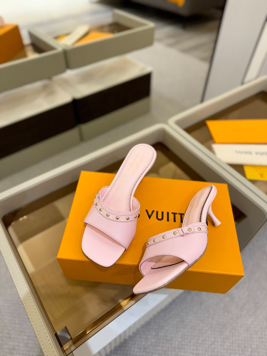LV X TM 6AM HIGH 4 CM MULE IN LIGHT PINK CALFSKIN