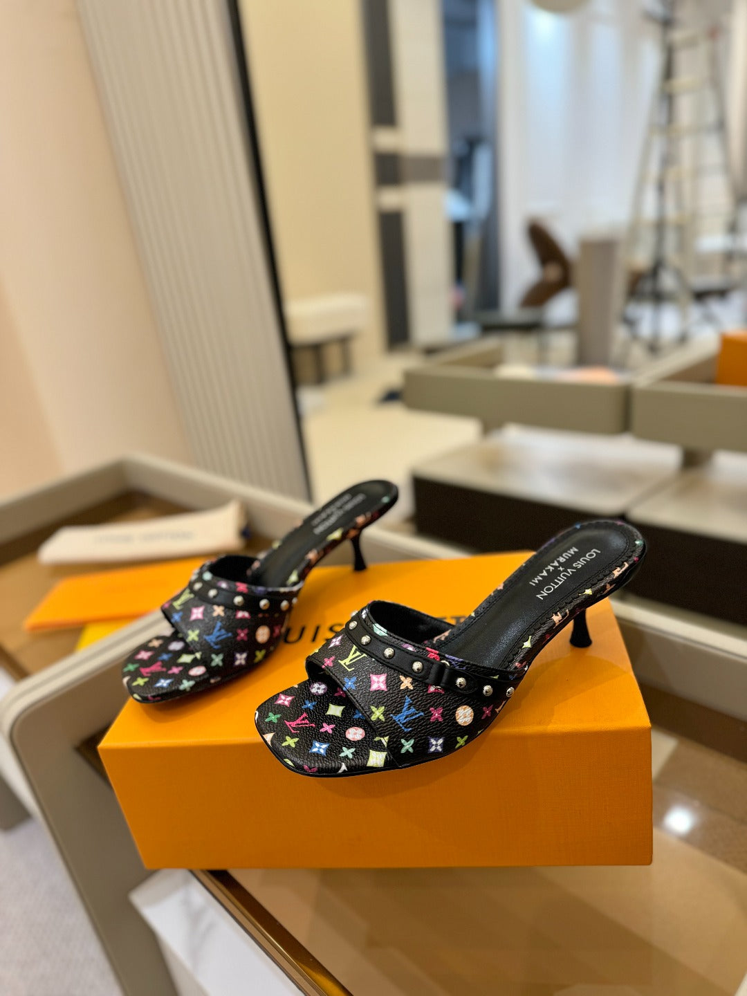 LV X TM 6AM HIGH 4 CM MULE IN BLACK MONOGRAM CALFSKIN