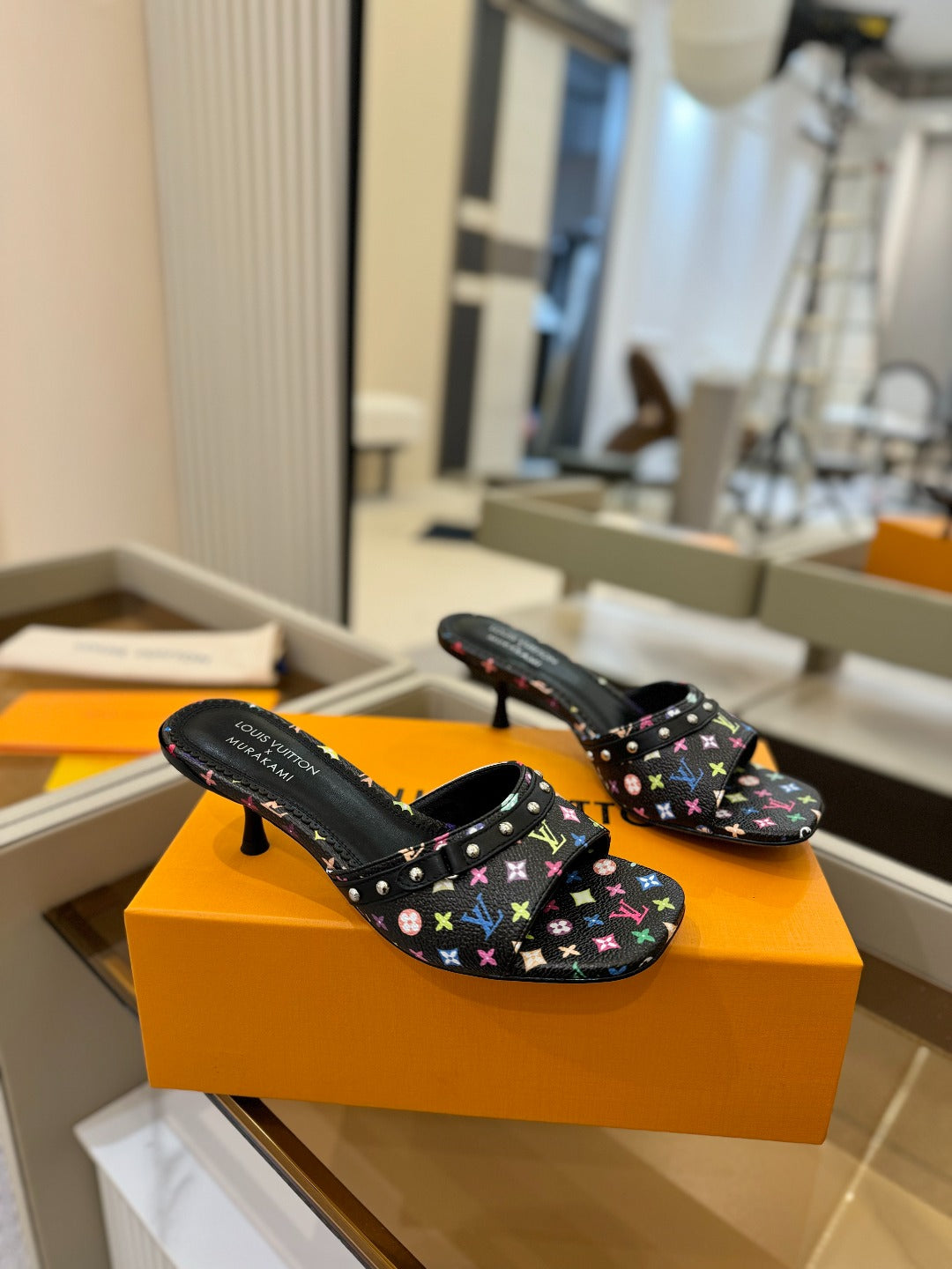 LV X TM 6AM HIGH 4 CM MULE IN BLACK MONOGRAM CALFSKIN