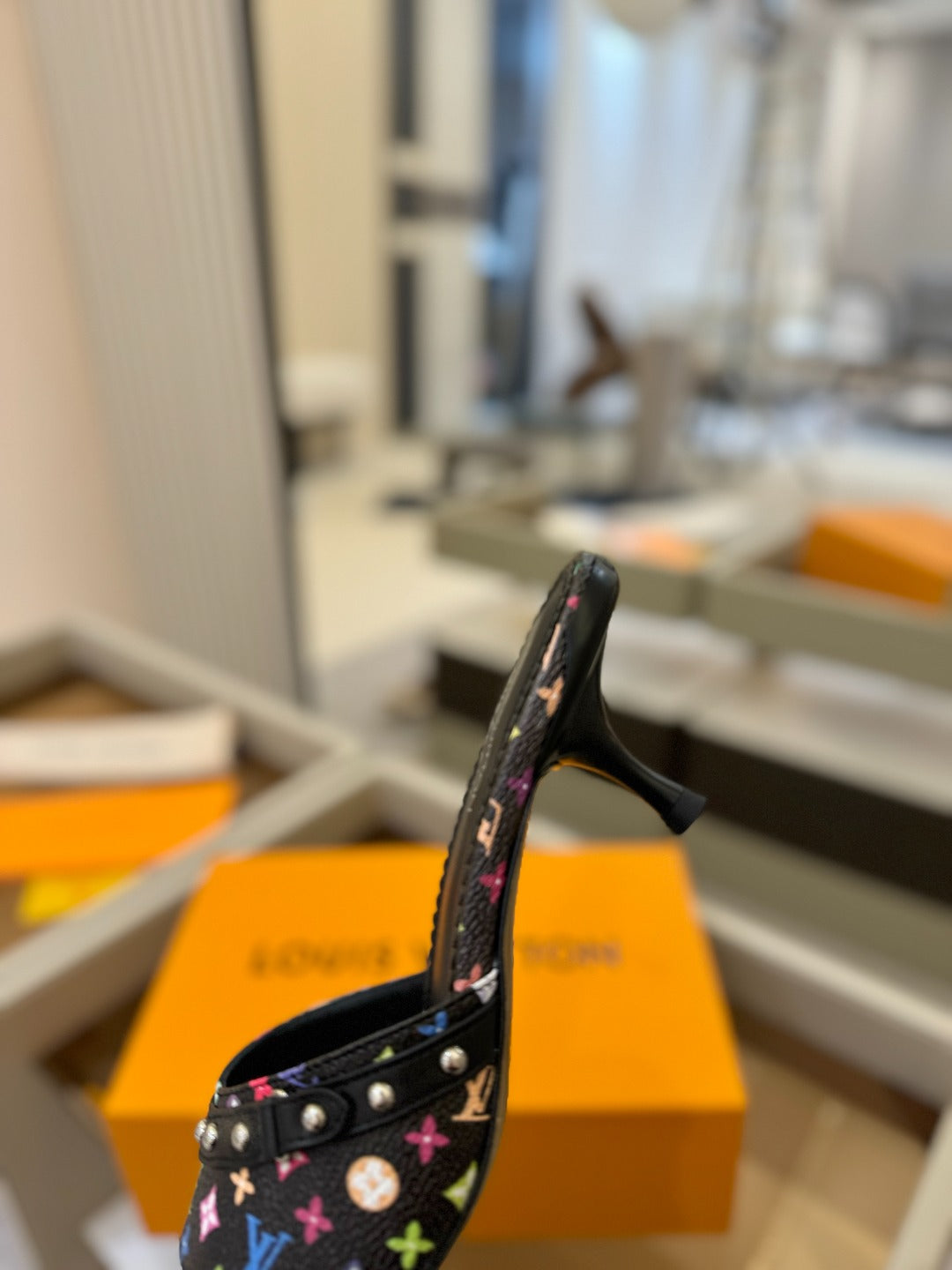 LV X TM 6AM HIGH 4 CM MULE IN BLACK MONOGRAM CALFSKIN