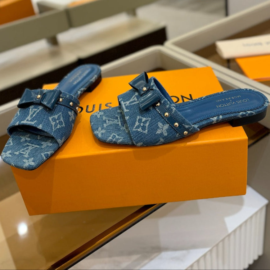LV X TM 6AM FLAT MULE IN NAVY BLUE MONOGRAM DENIM