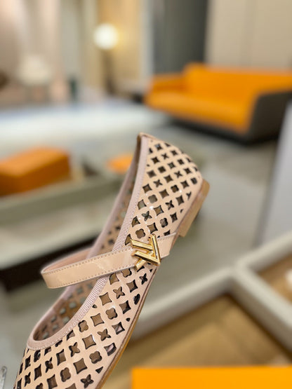ROMY FLAT BALLERINA IN LIGHT PINK MESH PATENT CALFSKIN