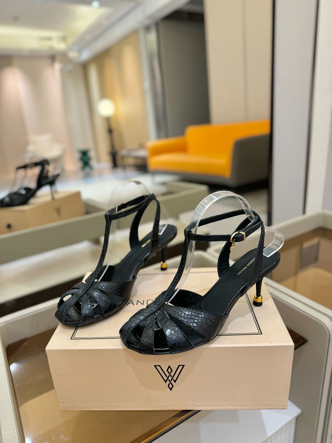 HIGH SANDALS 75 MM IN BLACK CALFSKIN