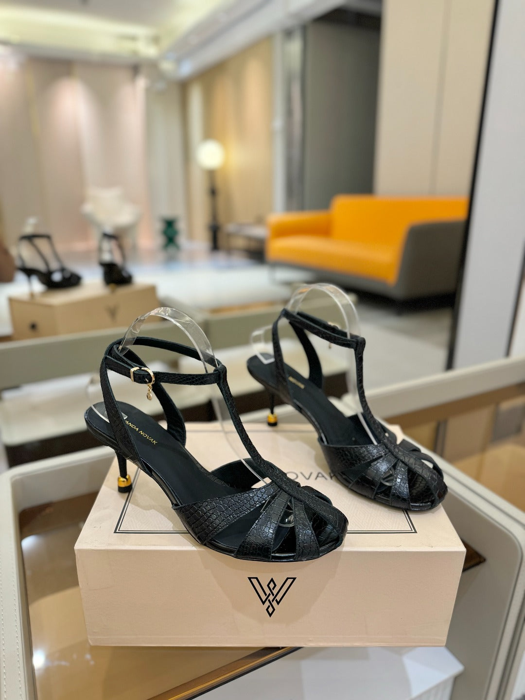 HIGH SANDALS 75 MM IN BLACK CALFSKIN
