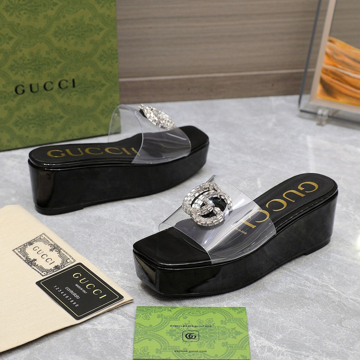 HIGH WEDGE PLATFORM IN BLACK GLOSSY CALFSKIN WITH DOUBLE CRYSTAL G BUCKLE