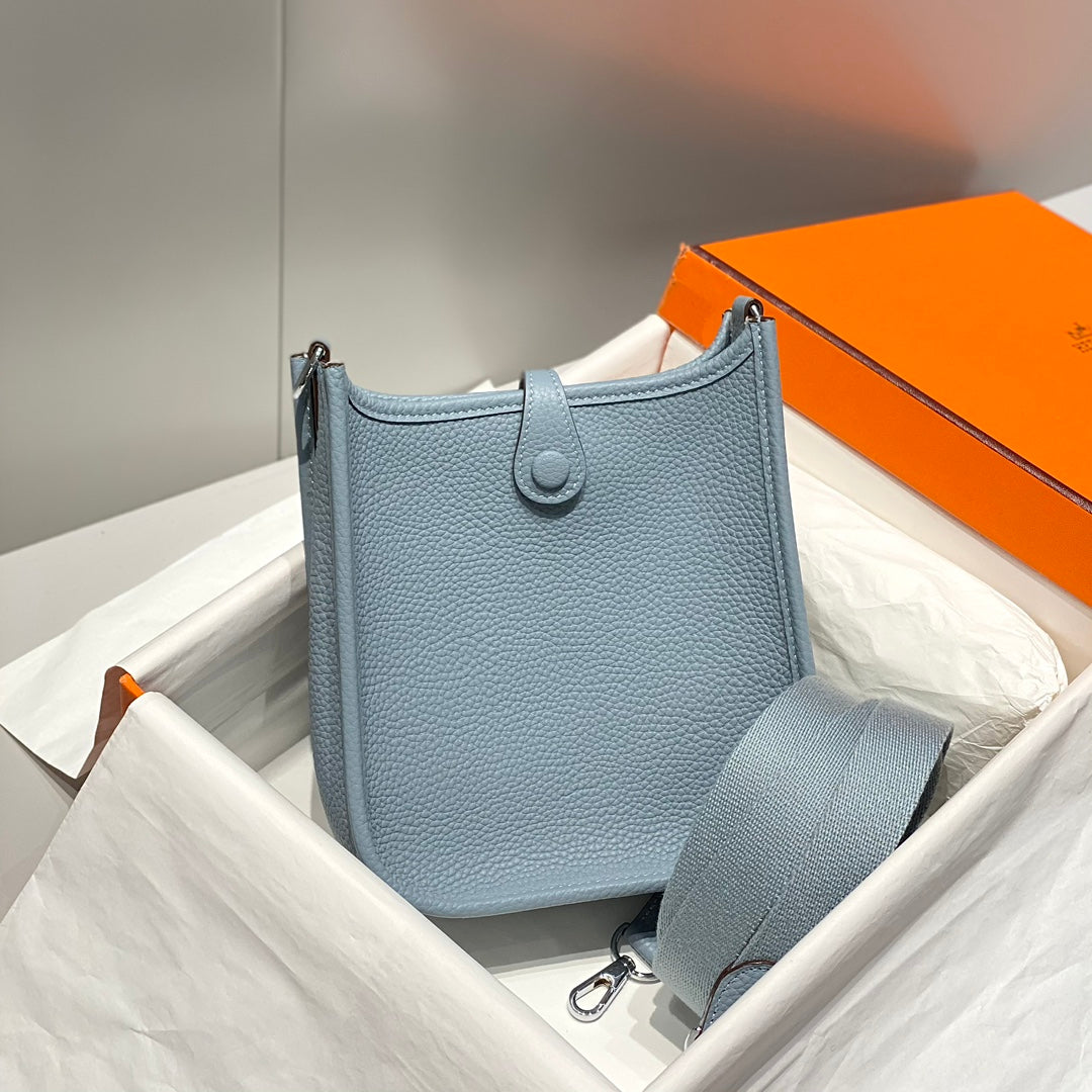 MINI NEO 18 EVELYNE BAG IN NEPAL BLUE GRAINED CALFSKIN