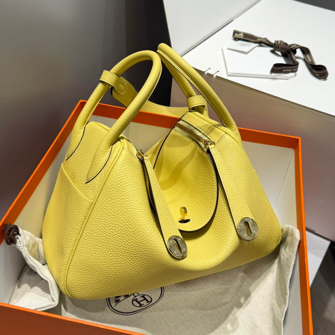 HM LINDY 30 BAG IN YELLOW TOGO LEATHER GOLD HARDWARE