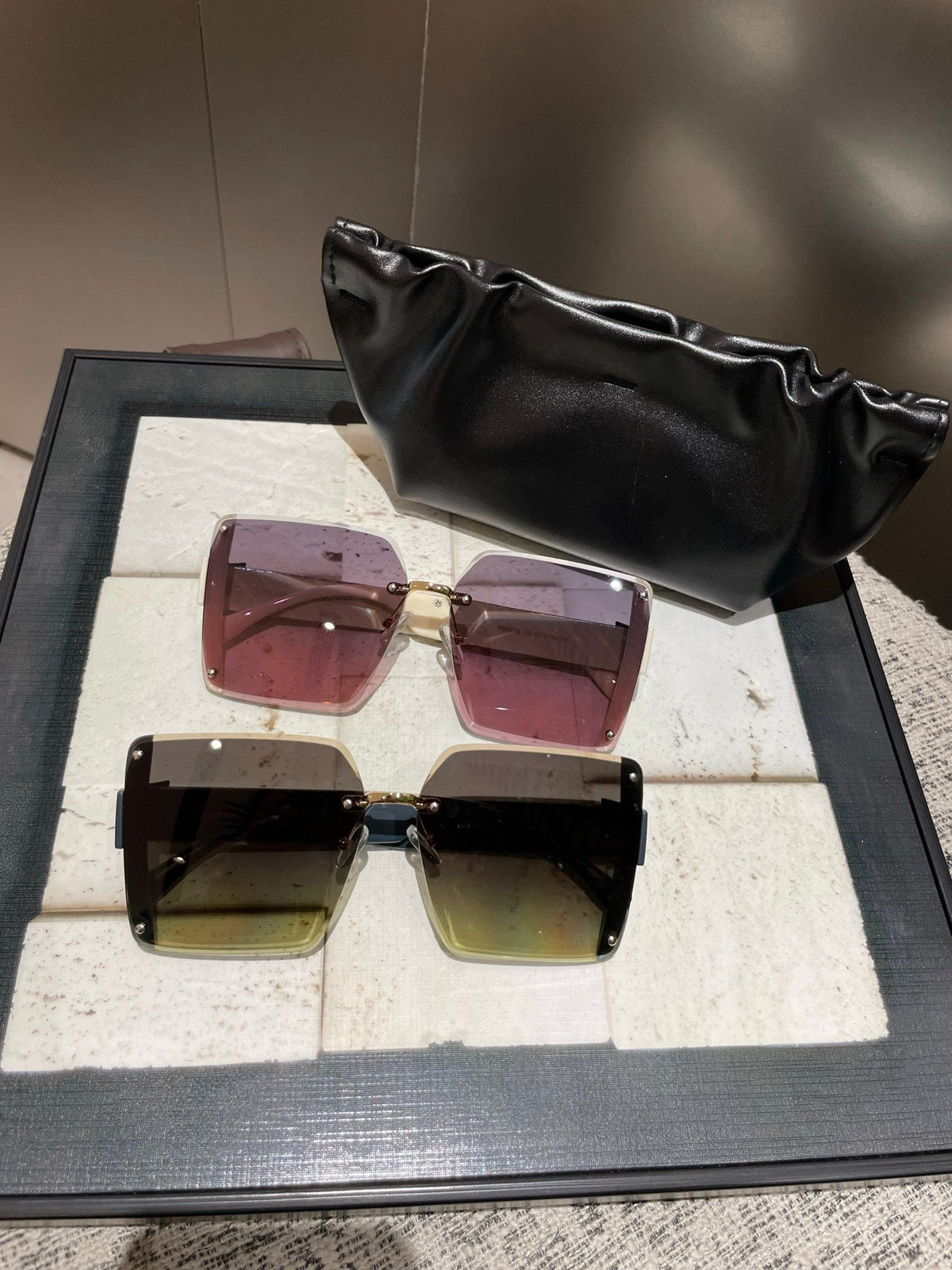 OVERSIZED FF DIAMONDS SQUARE FRAME SUNGLASSES 518548 IN ACETATE