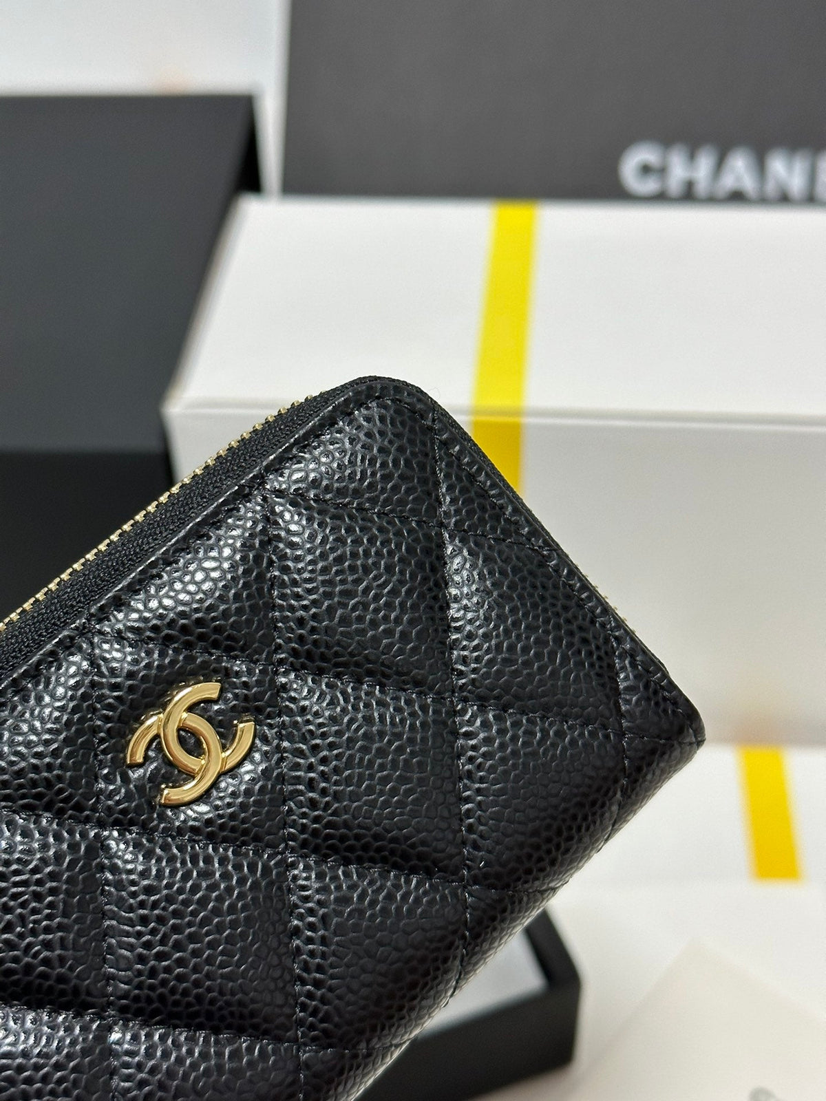 MINI WALLET 11 IN BLACK CAVIAR SKIN GOLD METALLIC
