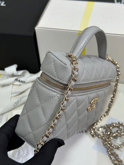 STRASS VANITY QUILTED CASE 19 IN GREY CALFSKIN WITH GOLD METALLIC