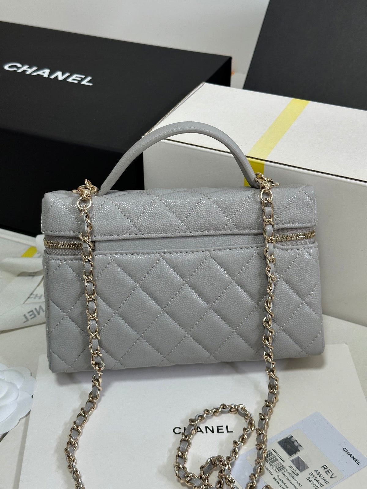 STRASS VANITY QUILTED CASE 19 IN GREY CALFSKIN WITH GOLD METALLIC