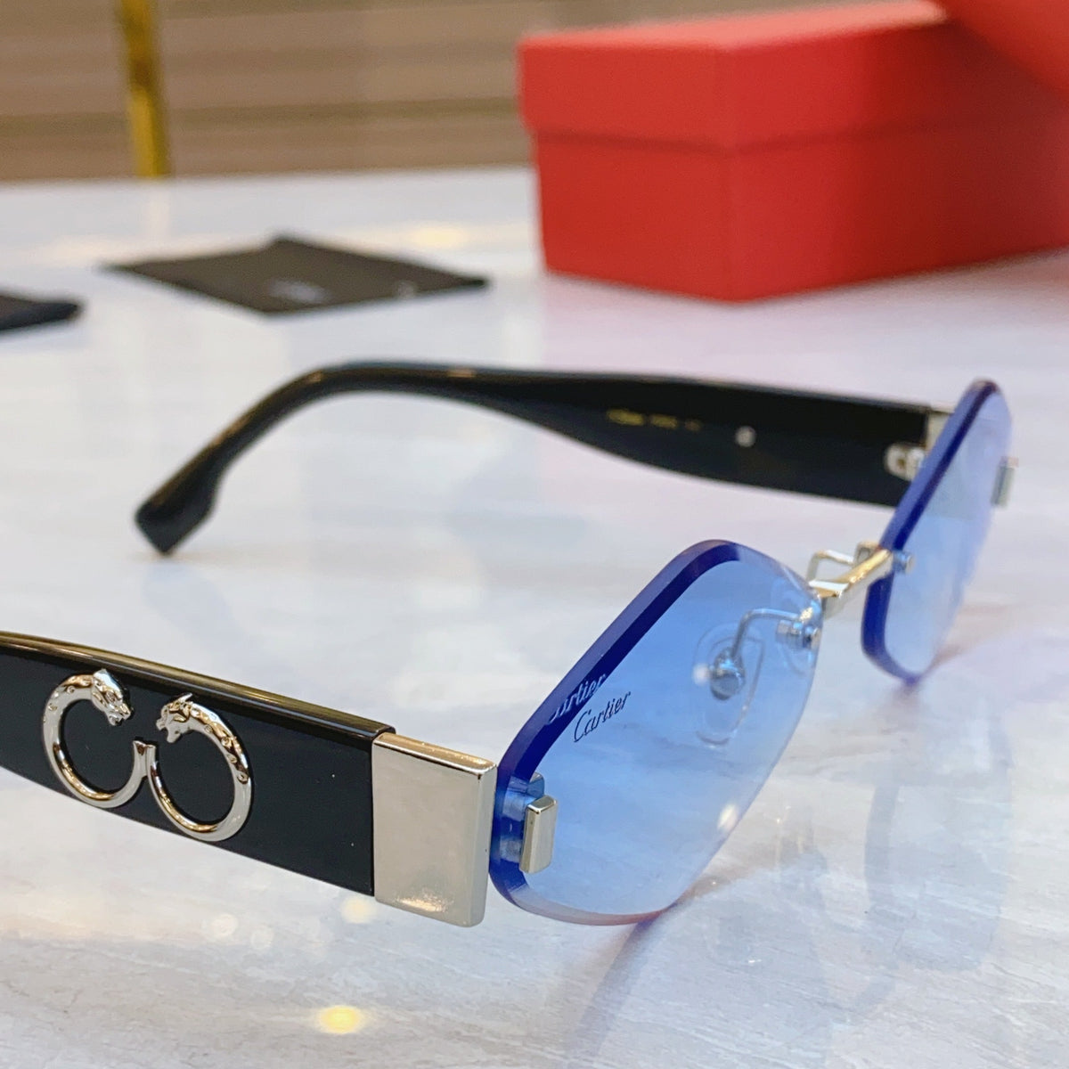 PANTHÈRE RHOMBUS FRAME SUNGLASSES CT00638S IN METAL AND ACETATE