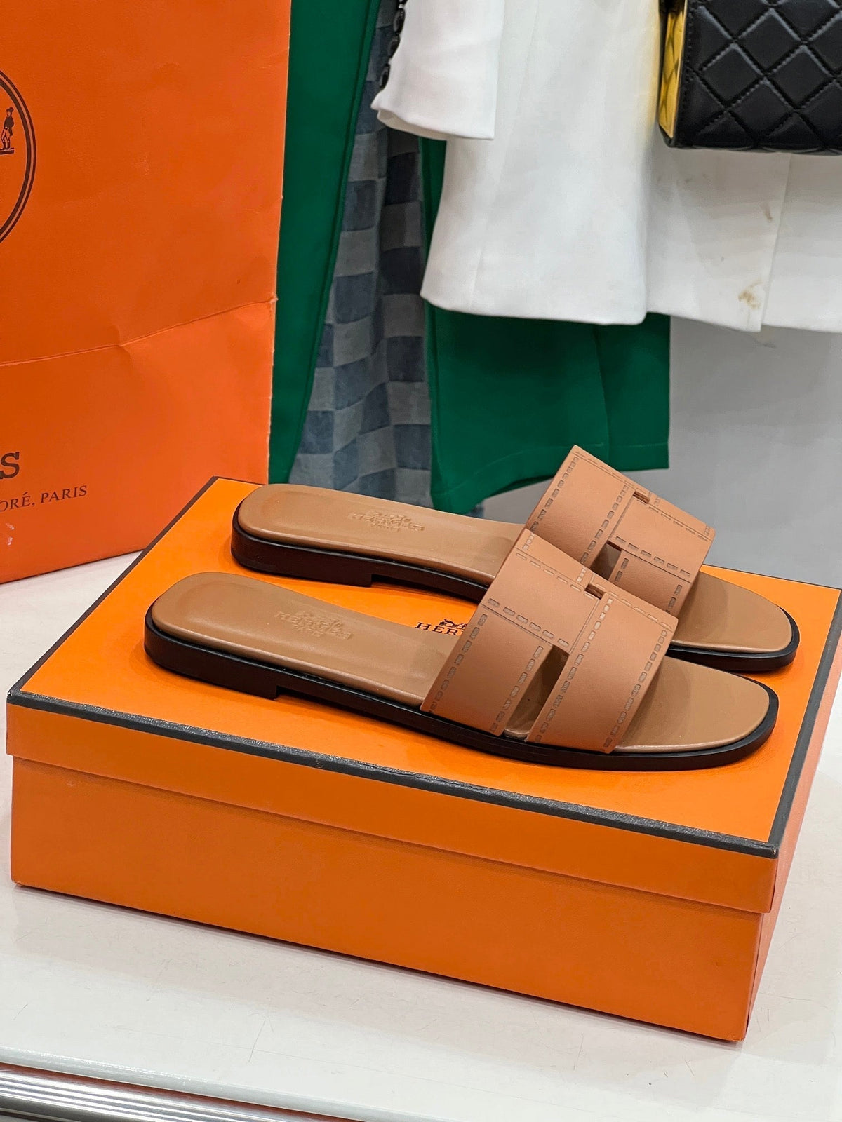 IDIOMA SANDAL IN BRONZE BROWN CALFSKIN