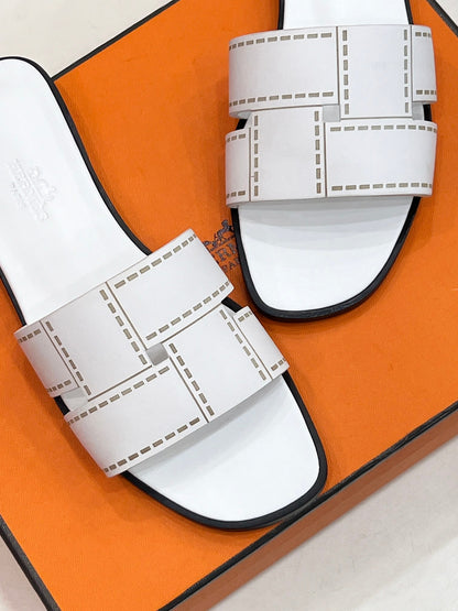 IDIOMA SANDAL IN WHITE CALFSKIN
