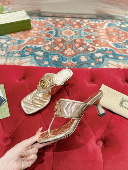 HIGH THONG MULE 55MM IN LIGHT GOLD CALFSKIN WITH GOLD HARDWARE