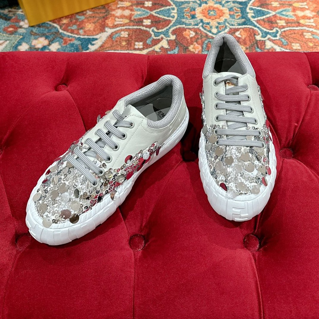RUNWAY SEQUIN CASUAL SHOES IN PEARL GRAY CALFSKIN