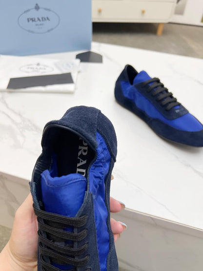 COLLAPSE SNEAKERS IN BLUE SUEDE AND NYLON