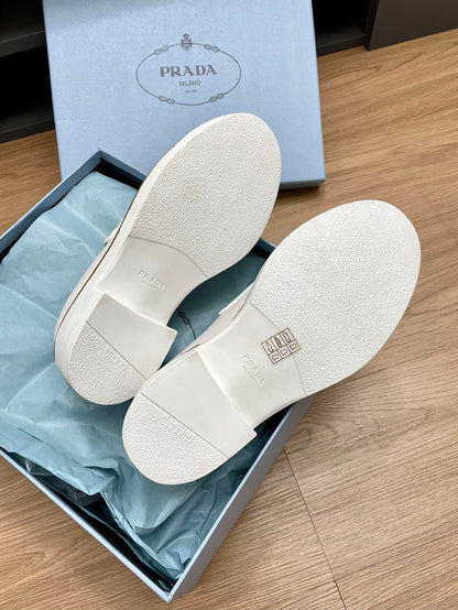 PRA CHOCOLATE LOAFERS WHITE CALFSKIN