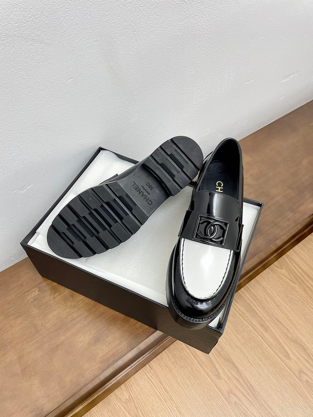 LOAFER BLACK MIX WHITE CALFSKIN