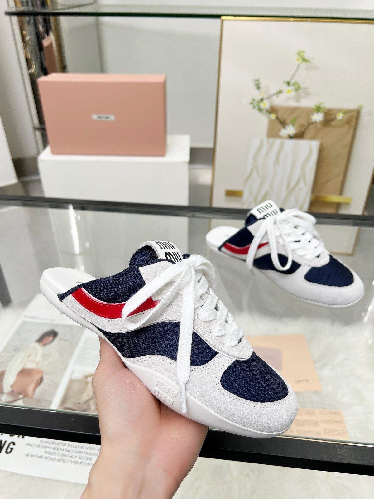 GYMNASIUM SNEAKERS MULES IN OFF WHITE SUEDE AND NAVY BLUE TECHNICAL FABRIC
