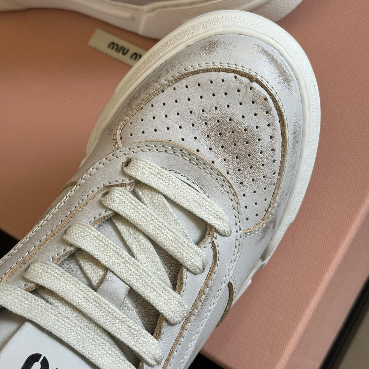 Frost Color Sneakers Calfskin