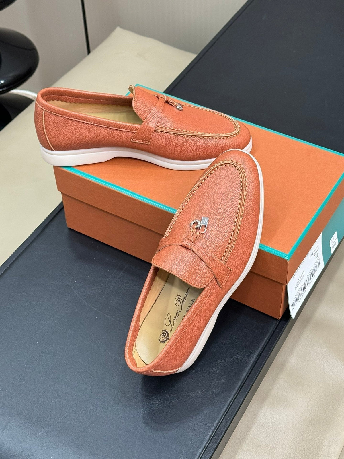 LP SUMMER CHARMS WALK LOAFERS TANGERINE LAMBSKIN
