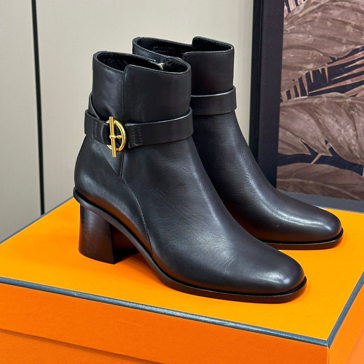 JILL 60 ANKLE BOOT IN BLACK CALFSKIN
