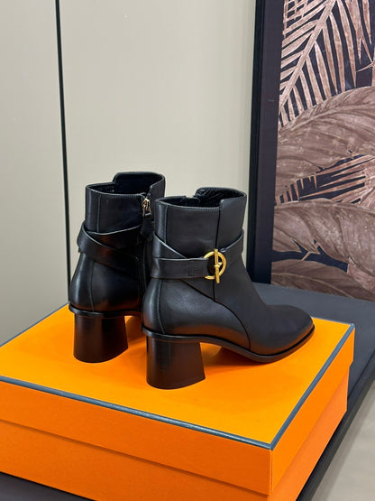 JILL 60 ANKLE BOOT IN BLACK CALFSKIN