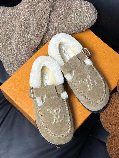 COLORADO COMFORT MARY JANE IN KHAKI BROWN SUEDE AND SHEARLING LINING