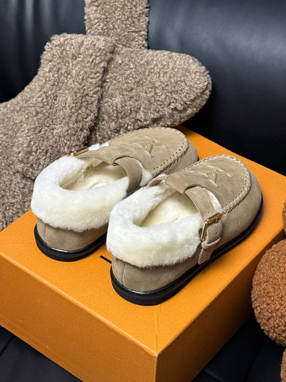 COLORADO COMFORT MARY JANE IN KHAKI BROWN SUEDE AND SHEARLING LINING