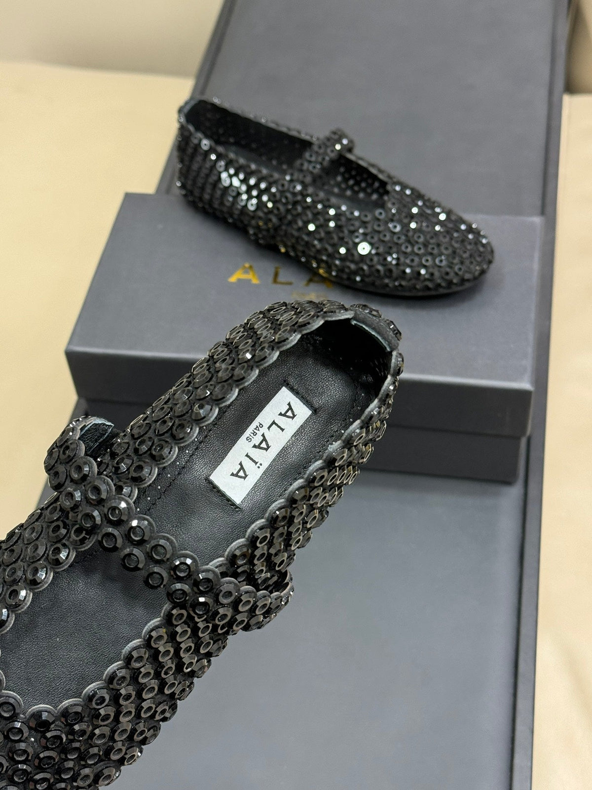 CRYSTAL-EMBELLISHED BALLERINA SHOES BLACK