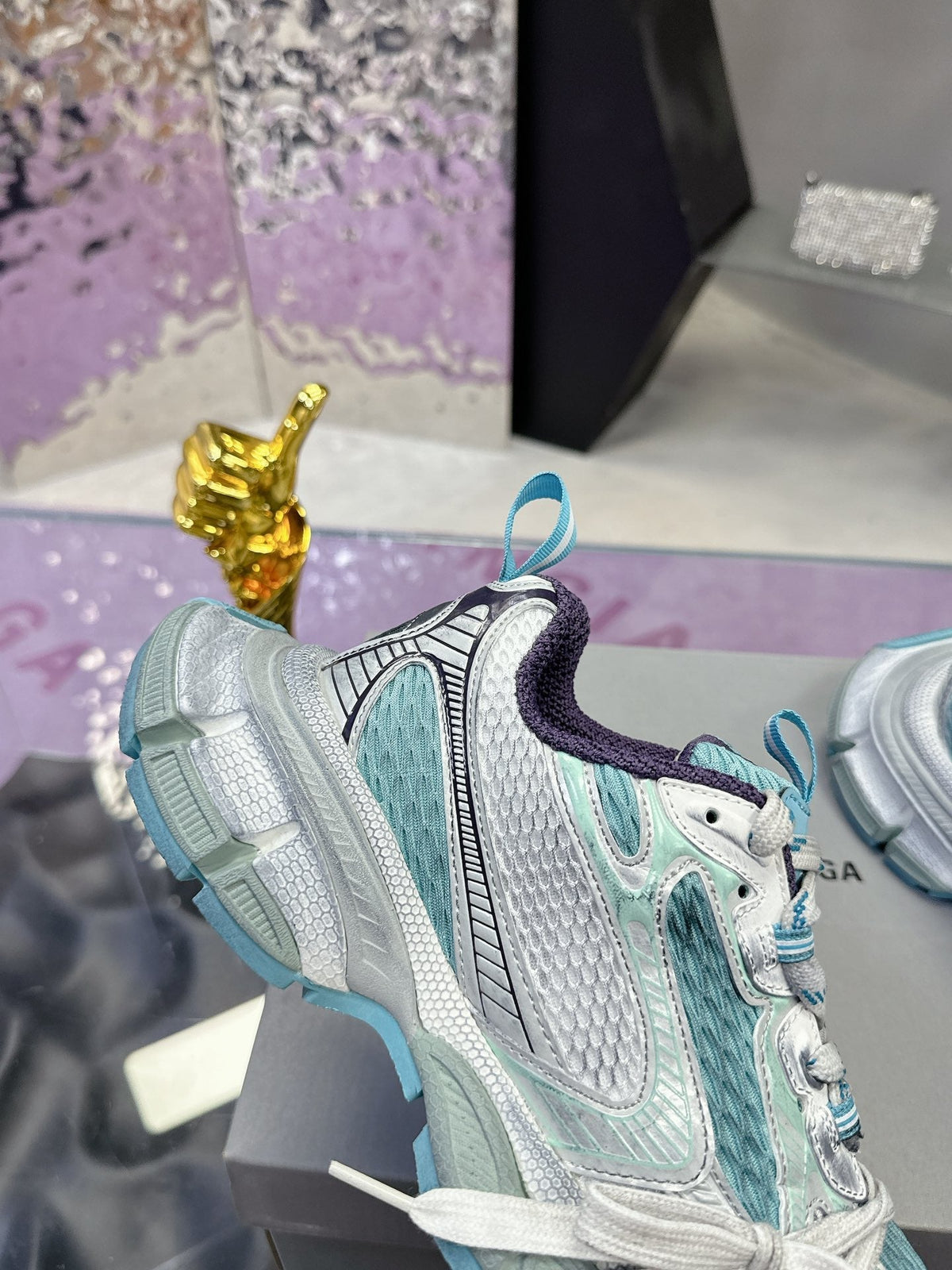 3XL SNEAKER IN LIGHT BLUE, WHITE AND PURPLE MESH AND POLYURETHANE