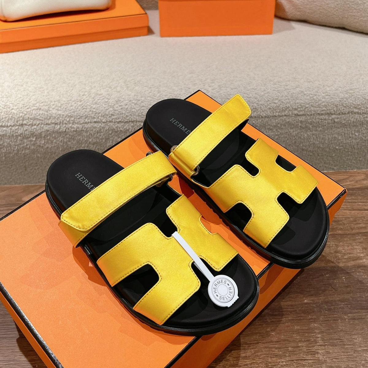 CHYPRE SANDAL BLACK MIX BRIGHT YELLOW CALFSKIN