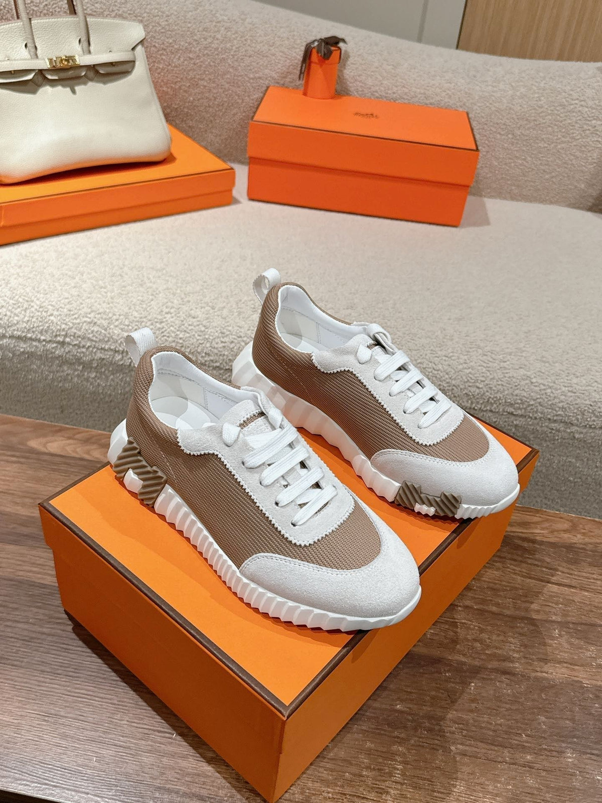 MAINLAND SNEAKER IN PALE GRAY SUEDE AND LIGHT BROWN BREATHABLE MESH FABRIC
