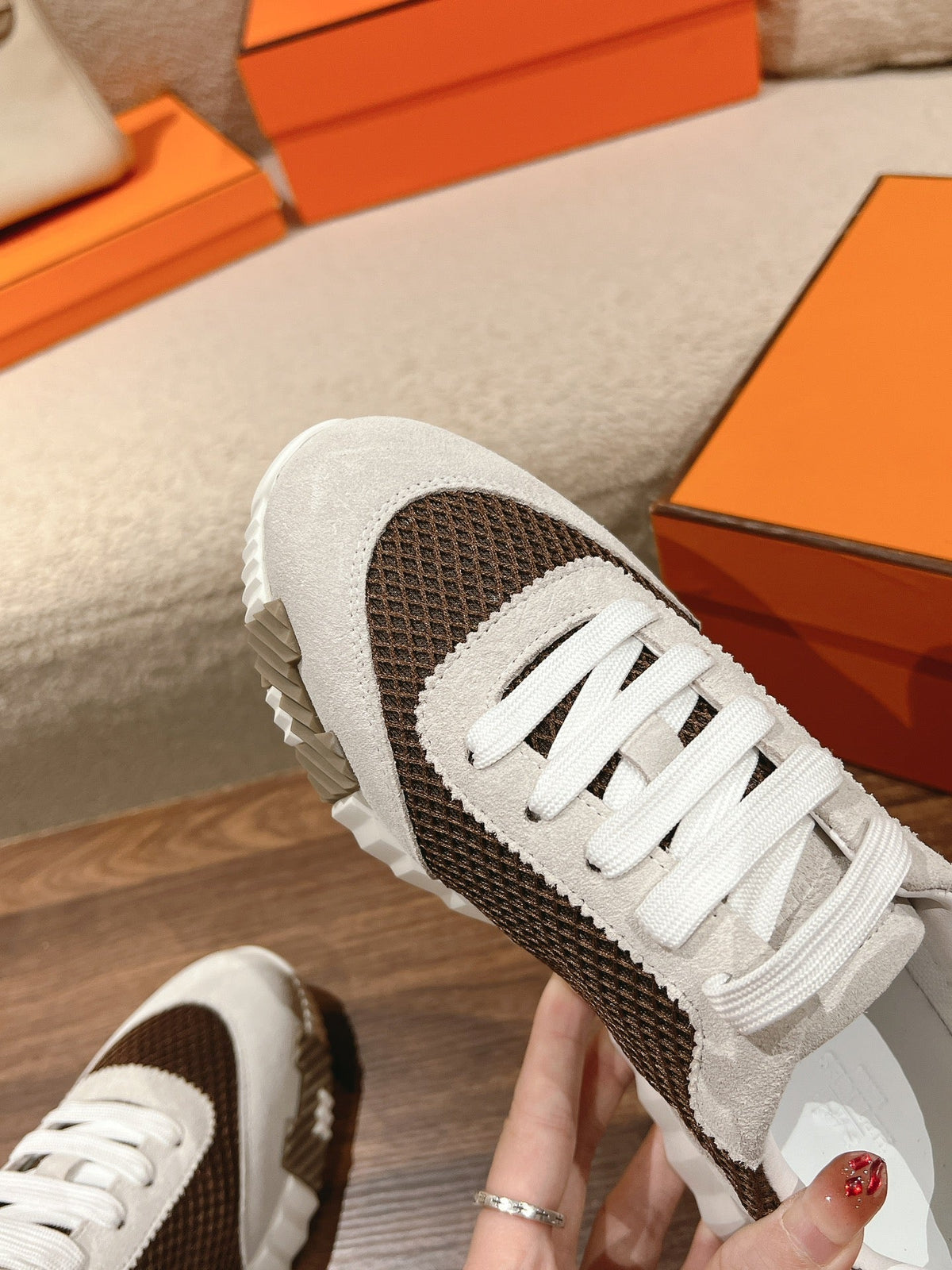 MAINLAND SNEAKER IN PALE GRAY SUEDE AND MOCHA BROWN BREATHABLE MESH FABRIC