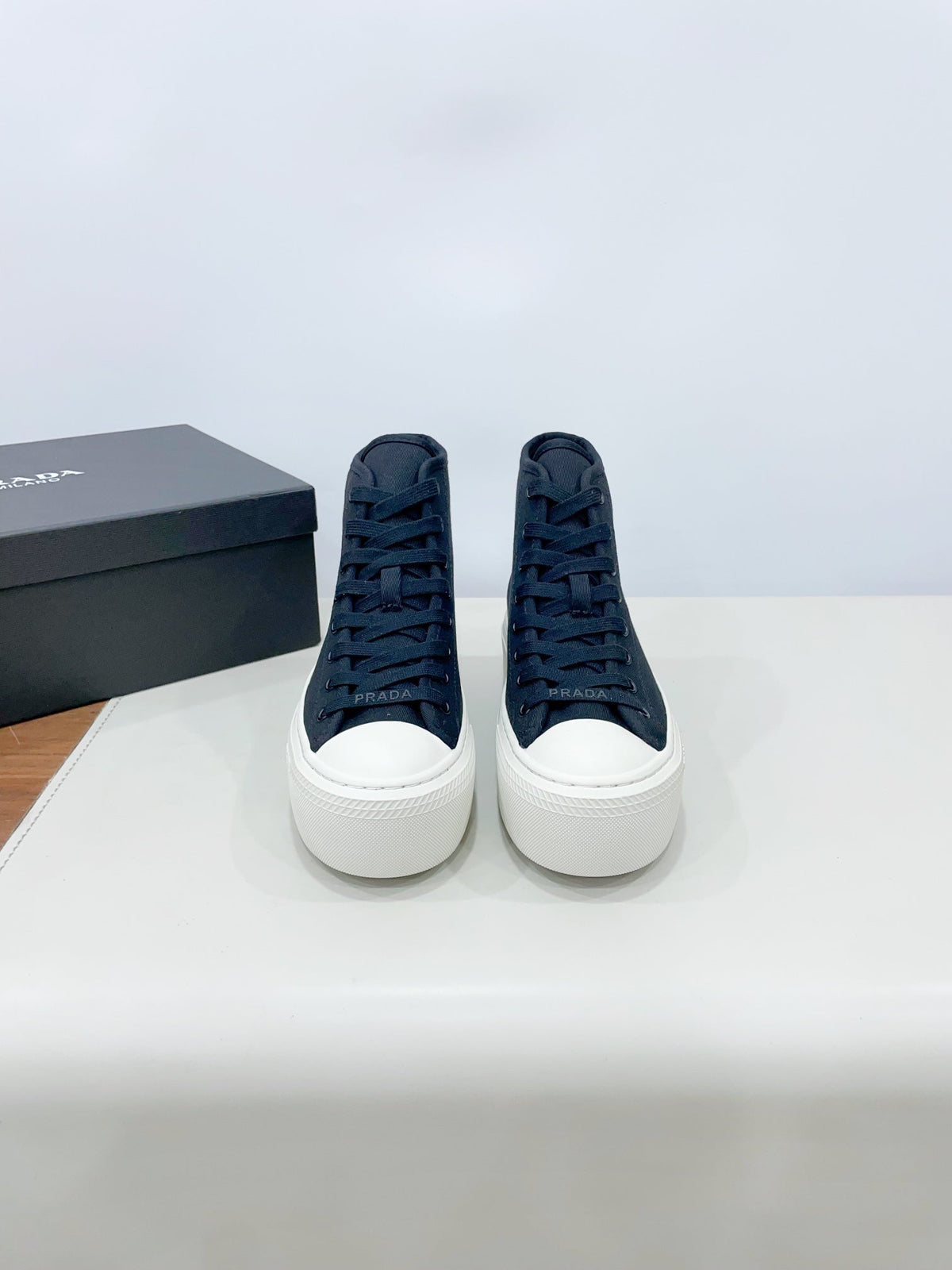 HIGH-TOP SEANKERS IN SPACE BLUE CANVAS