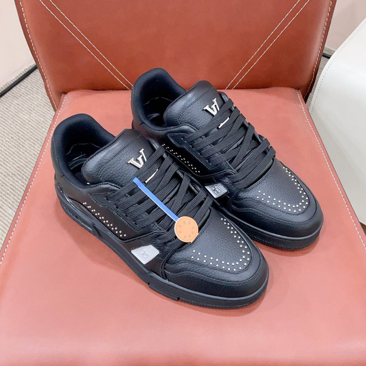TRAINER SNEAKER IN BLACK CALFSKIN